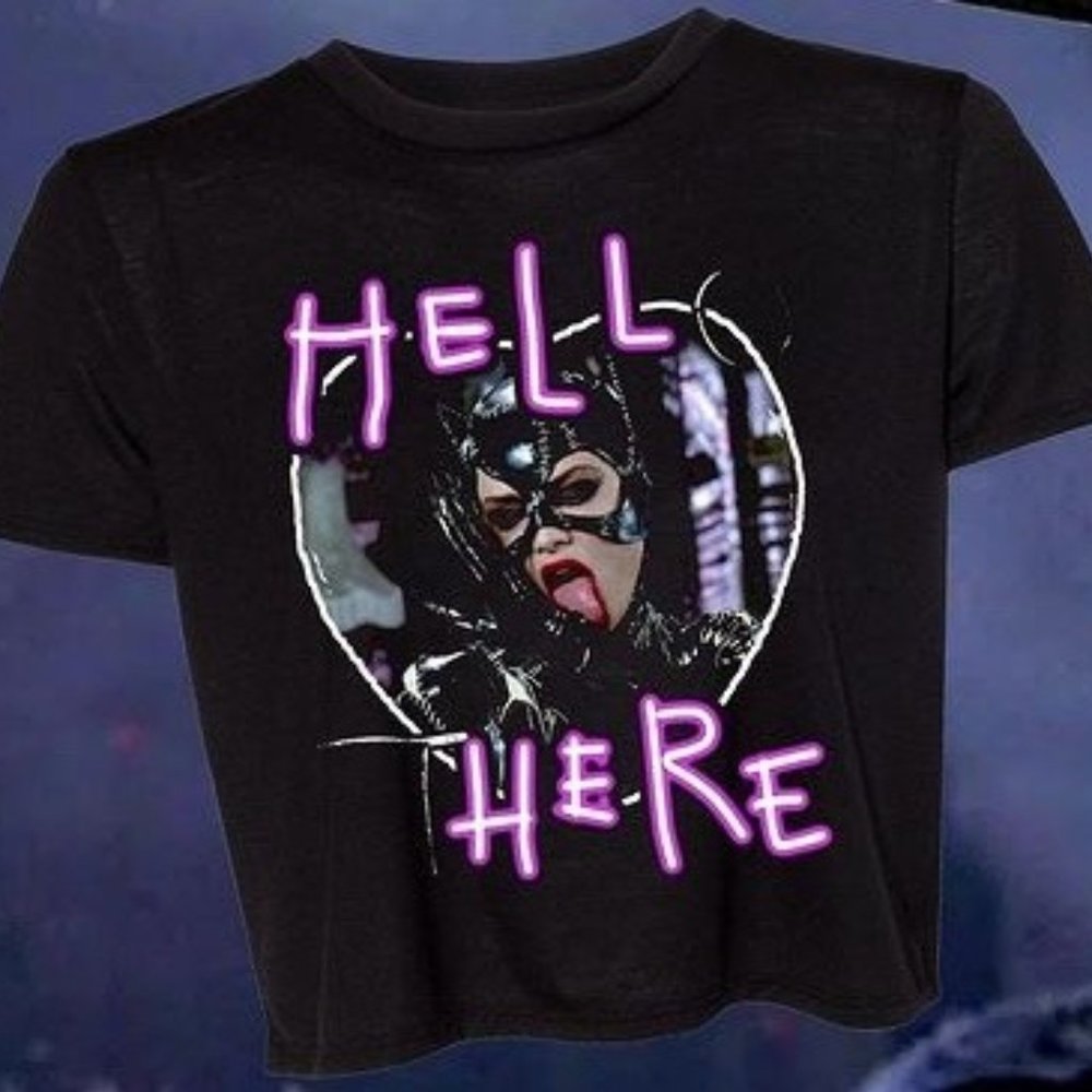 Brand New - Hello There Cat Woman Crop T-shirt